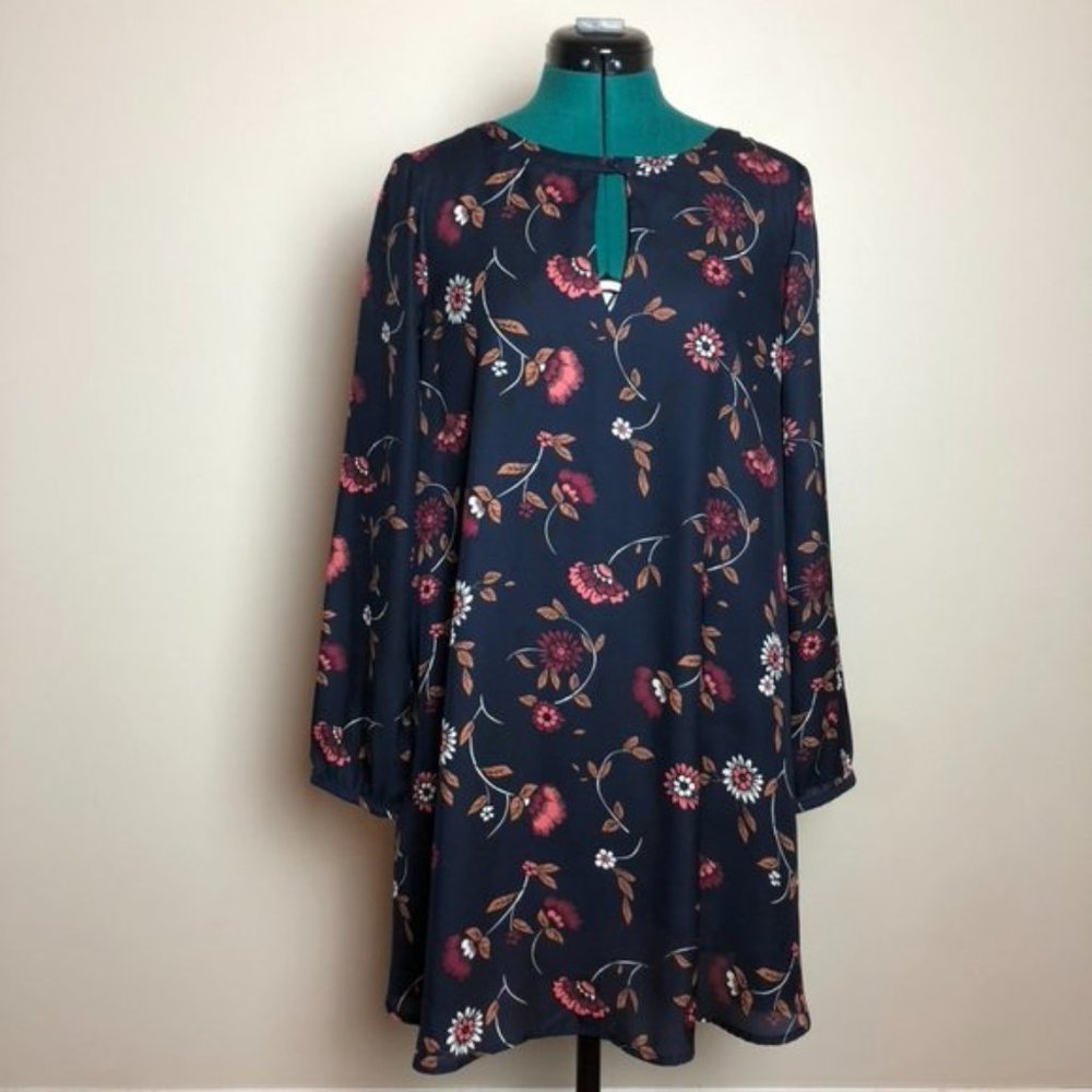 Cupcakes & Cashmere Navy Blue Floral Shift Dress